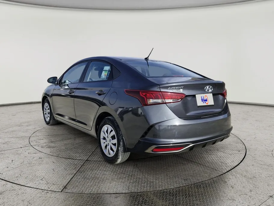 هيونداي اكسنت سمارت 2023 