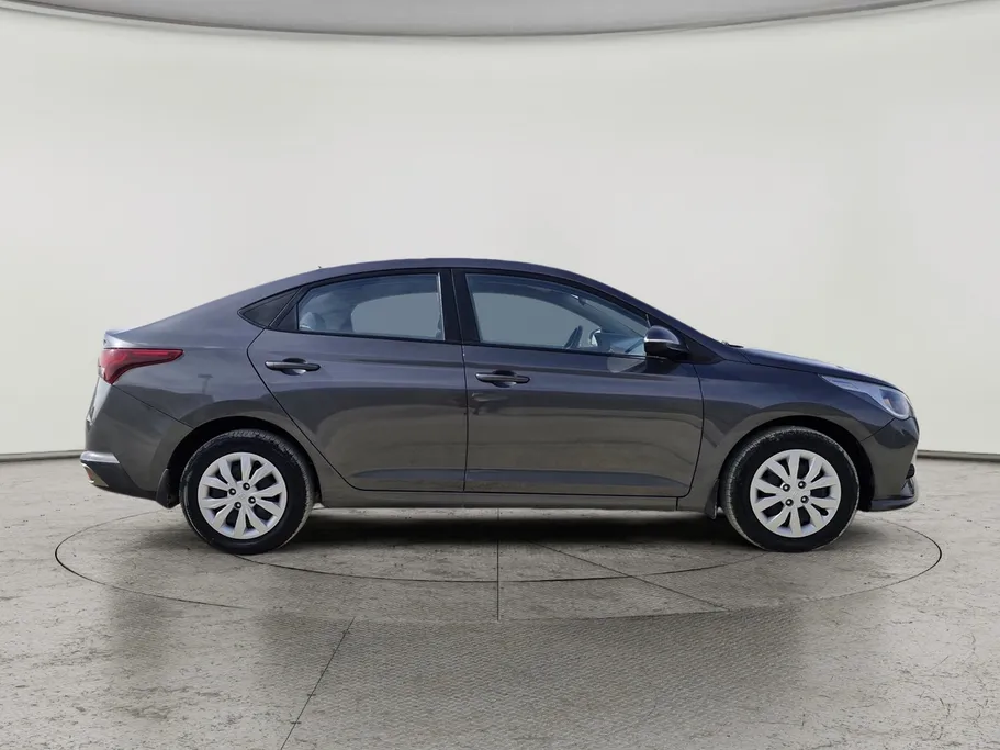 هيونداي اكسنت سمارت 2023 