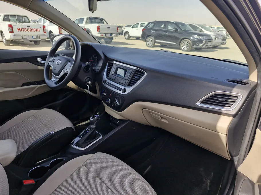 هيونداي اكسنت سمارت 2023 