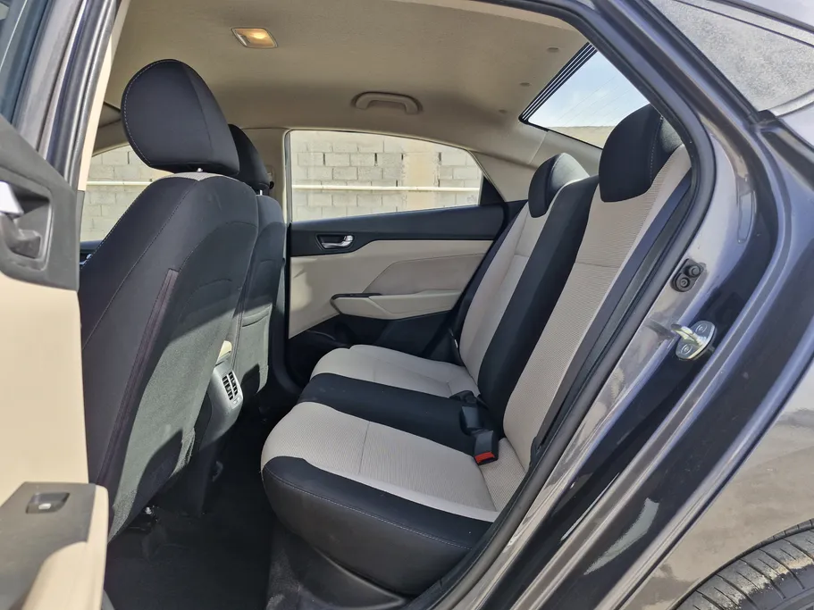 هيونداي اكسنت سمارت 2023 