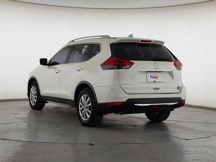 2022 نيسان Xtrail S 5 Seats 