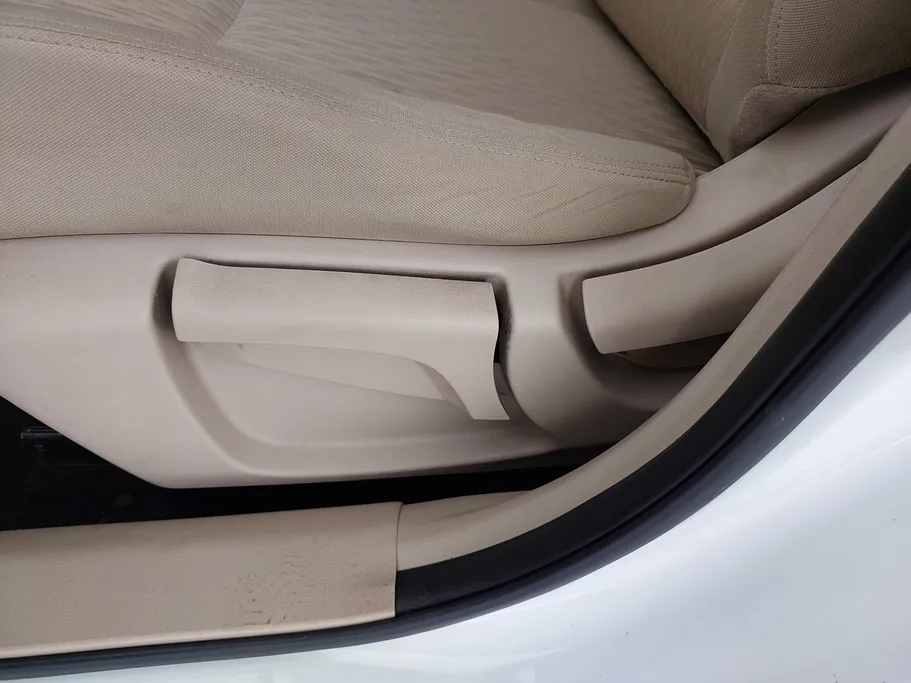 2022 نيسان Xtrail S 5 Seats 