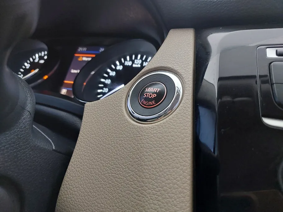 2022 نيسان Xtrail S 5 Seats 