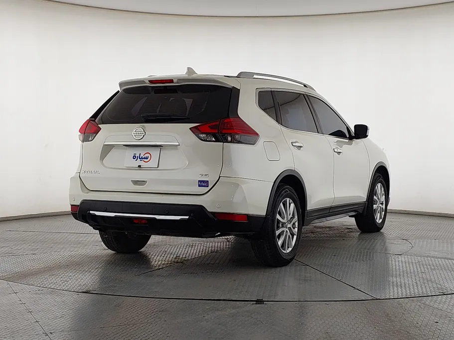 2022 نيسان Xtrail S 5 Seats 