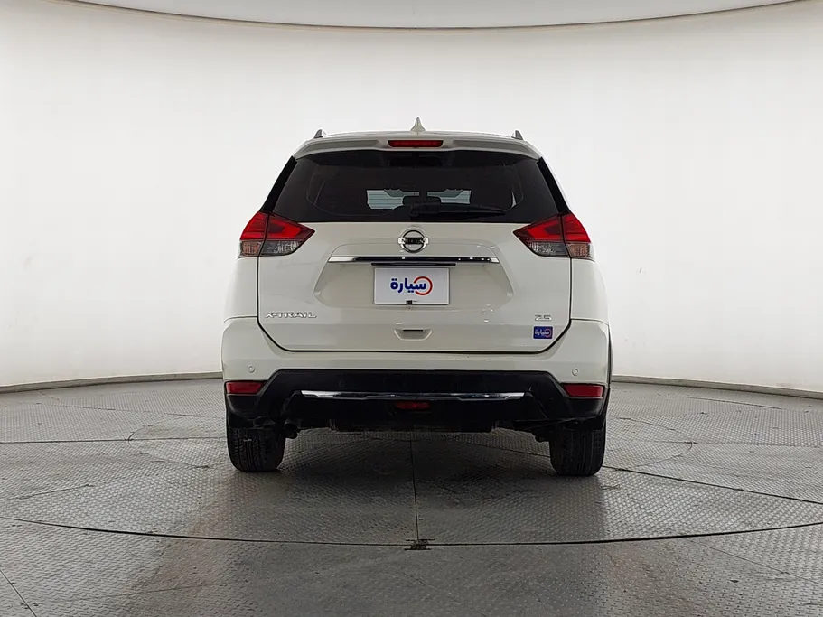2022 نيسان Xtrail S 5 Seats 