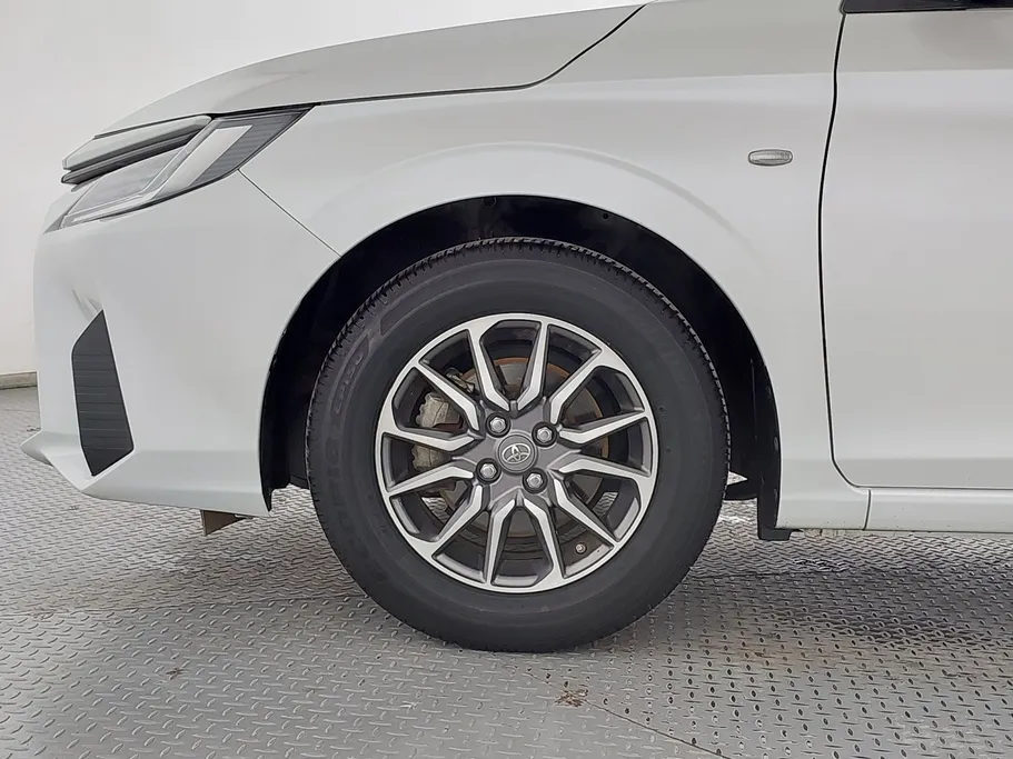 تويوتا يارس Y 2024 