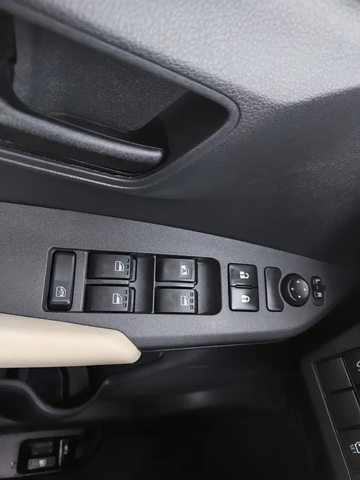 تويوتا يارس Y 2024 