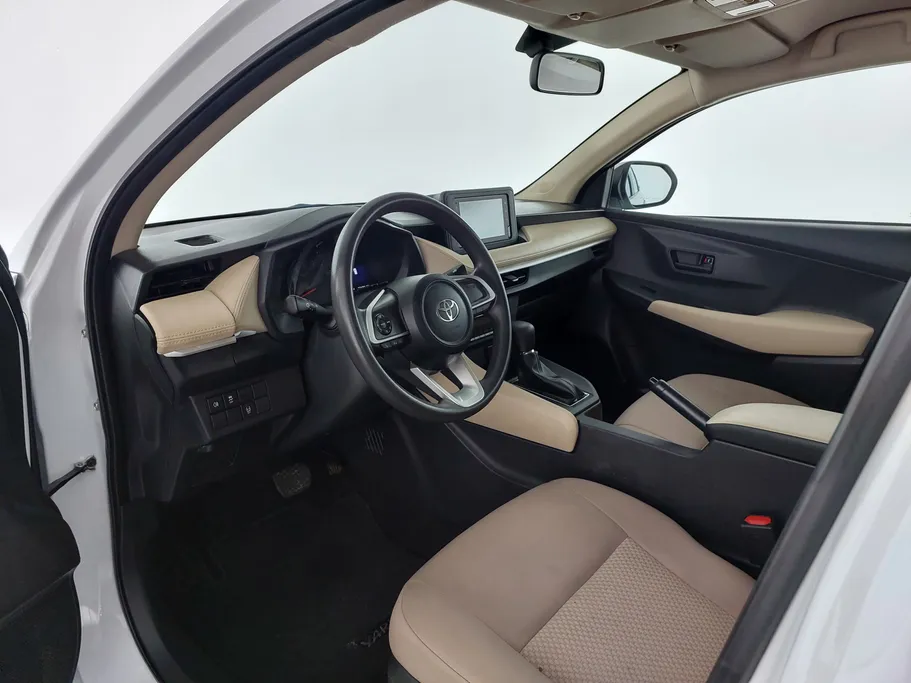 تويوتا يارس Y 2024 