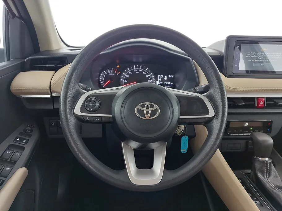 تويوتا يارس Y 2024 