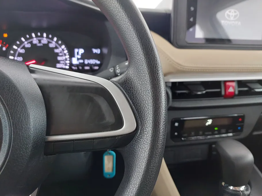 تويوتا يارس Y 2024 