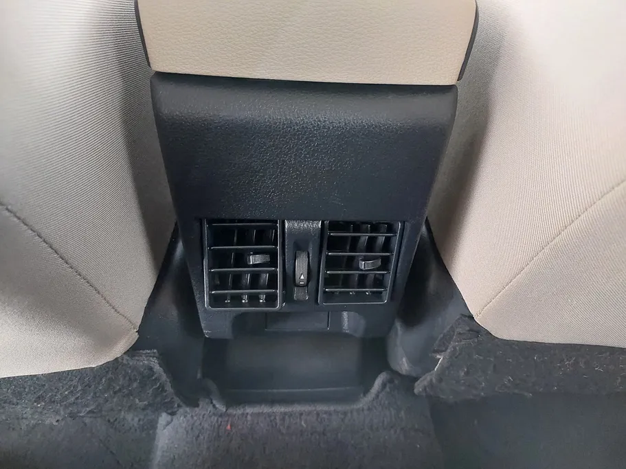 تويوتا يارس Y 2024 