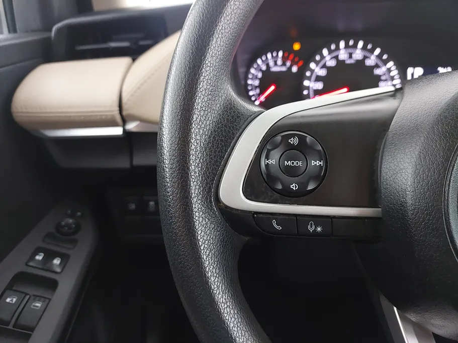 تويوتا يارس Y 2024 