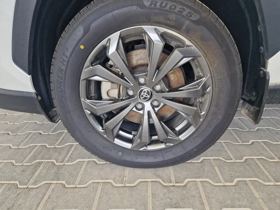 2022 Toyota RAV4 Limited HEV 