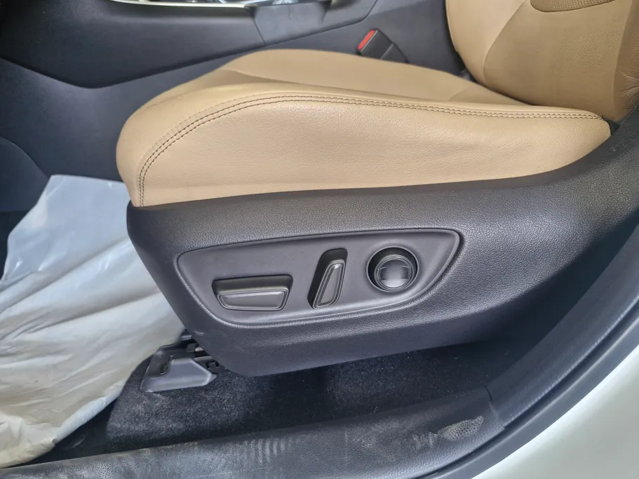 2022 Toyota RAV4 Limited HEV 
