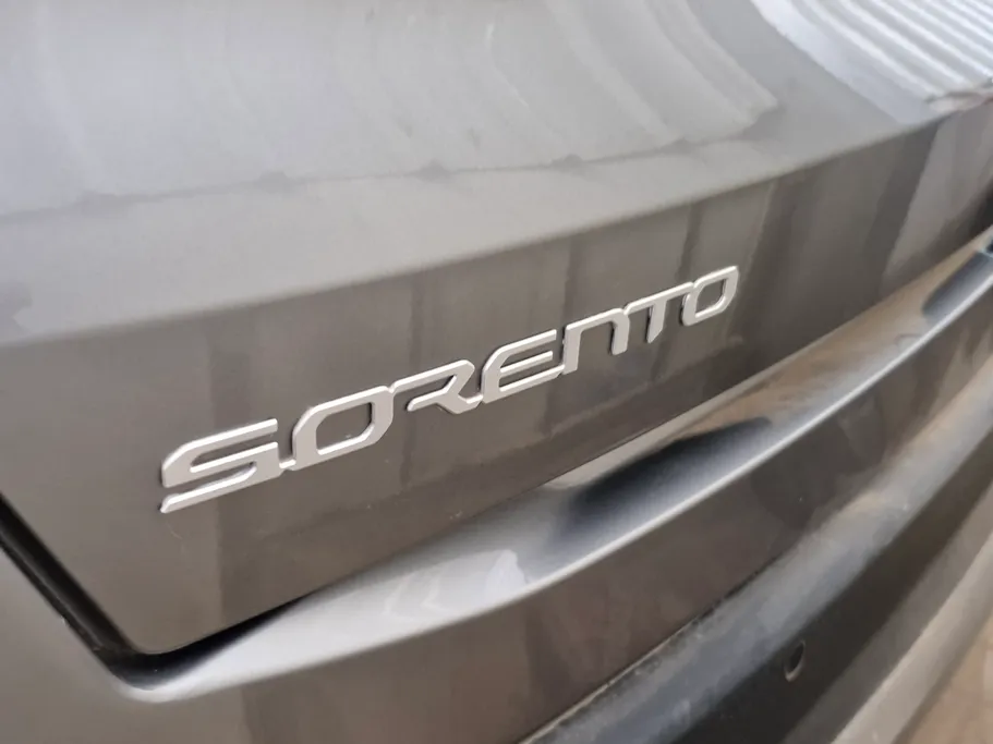 2024 Kia Sorento LX 
