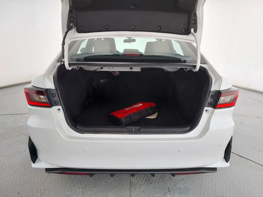 2023 Toyota Yaris  Y 