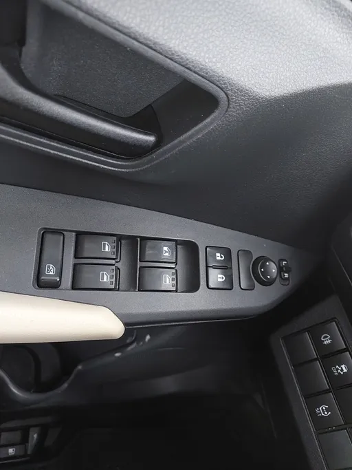 2023 Toyota Yaris  Y 