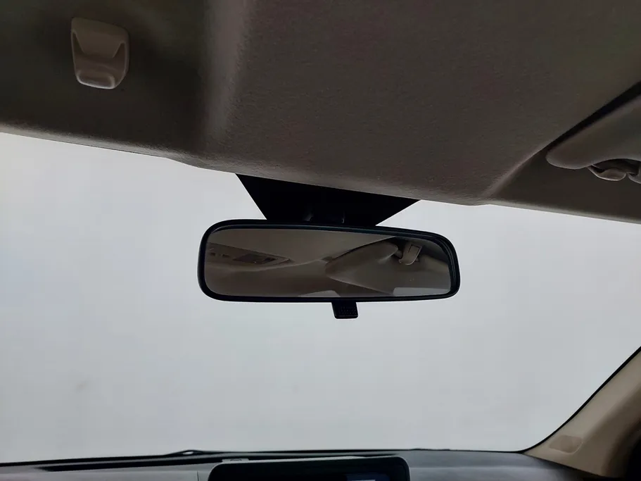 2023 Toyota Yaris  Y 