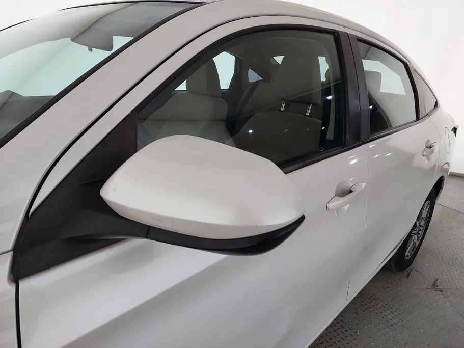 2023 Toyota Yaris  Y 