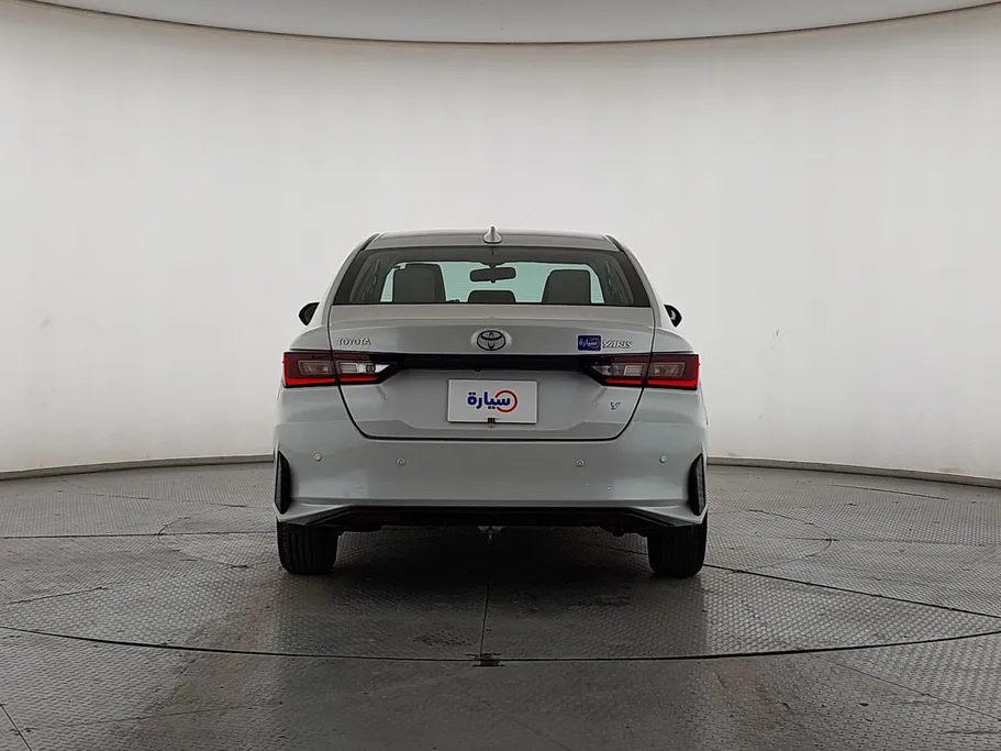 2023 Toyota Yaris  Y 