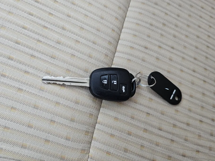 2019 Toyota Yaris  Y 