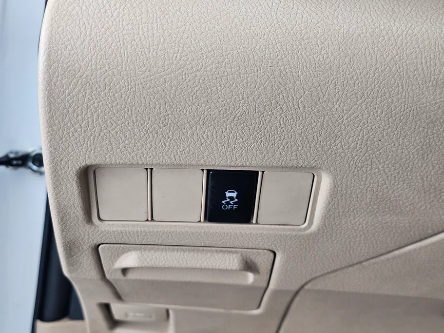 2019 Toyota Yaris  Y 