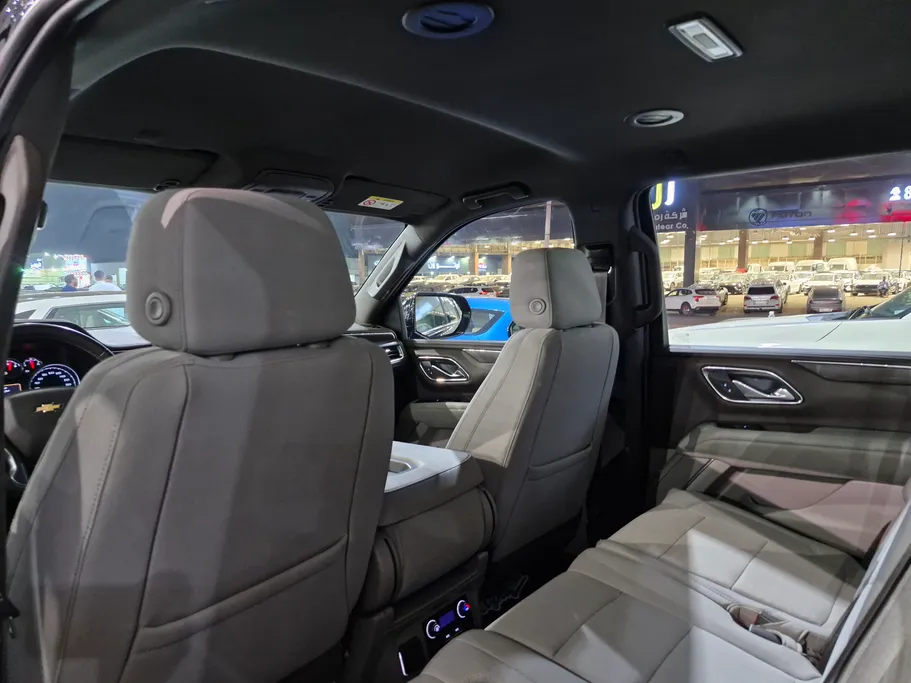 2023 Chevrolet Tahoe LS 