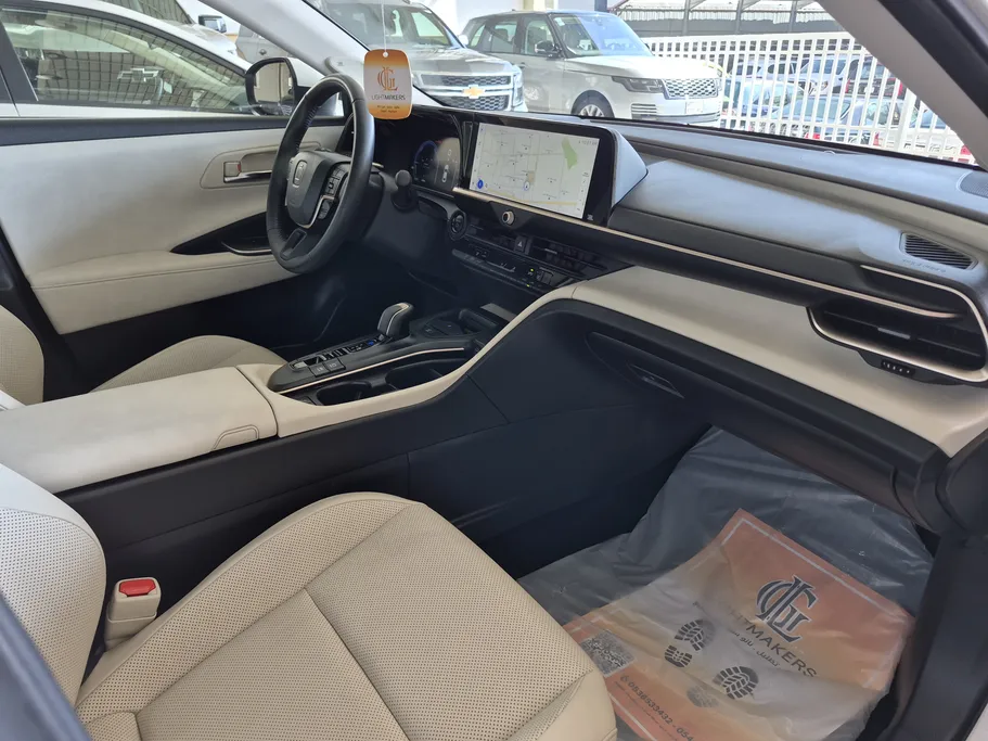 2023 Toyota Crown Premium 