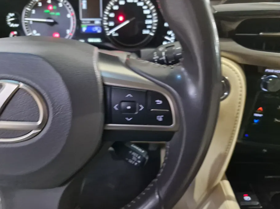 2021 Lexus LX 570 S Sport 