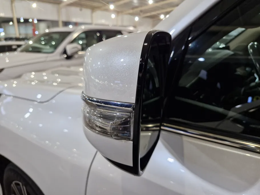 2021 Lexus LX 570 S Sport 