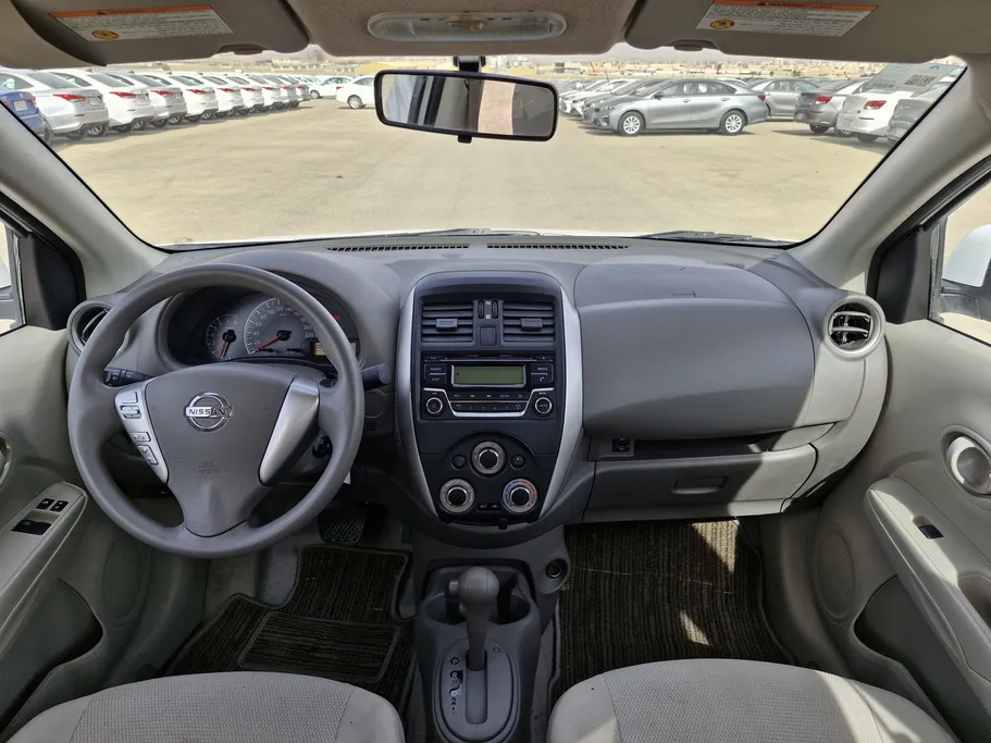 2022 Nissan Sunny SV 