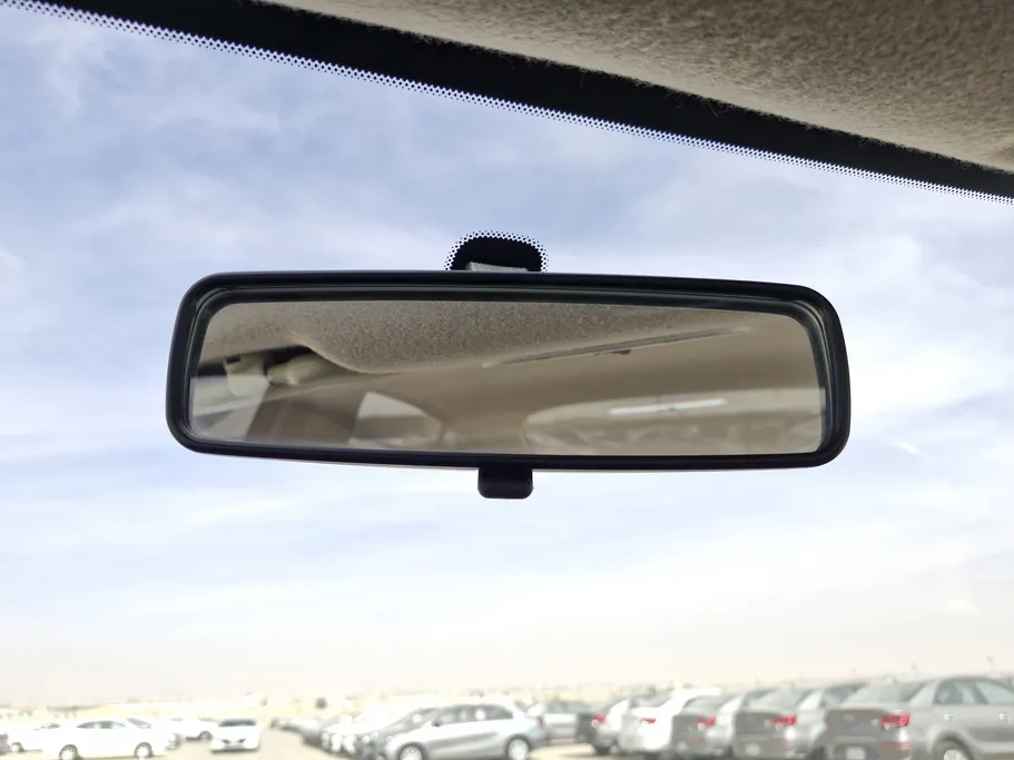 2022 Nissan Sunny SV 