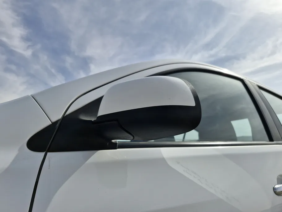 2022 Nissan Sunny SV 