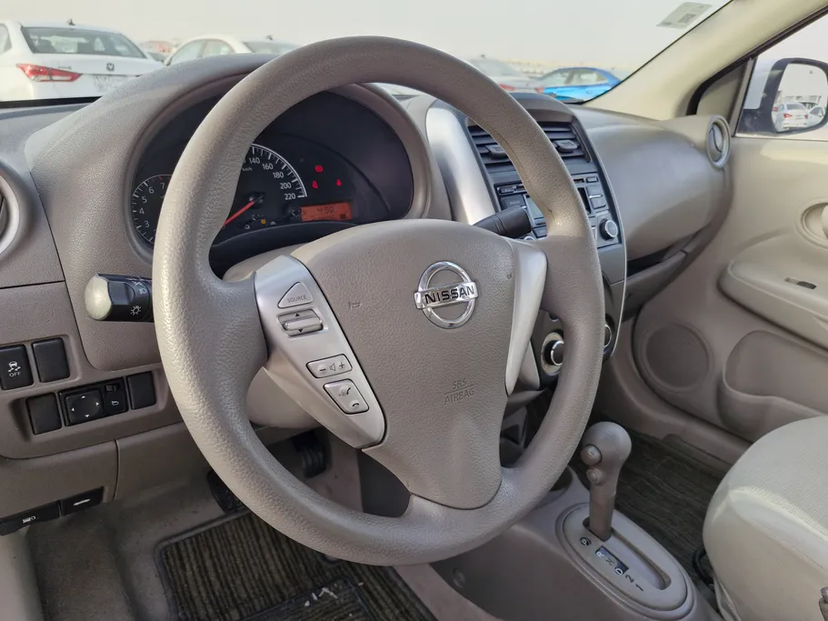 2019 Nissan Sunny SV 
