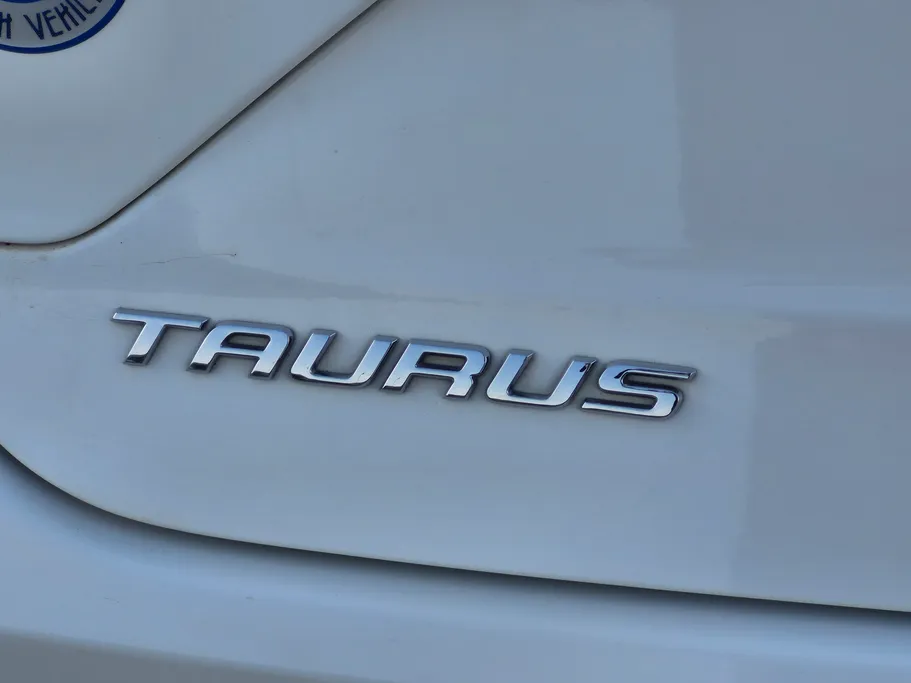 فورد تورس SE 2021 