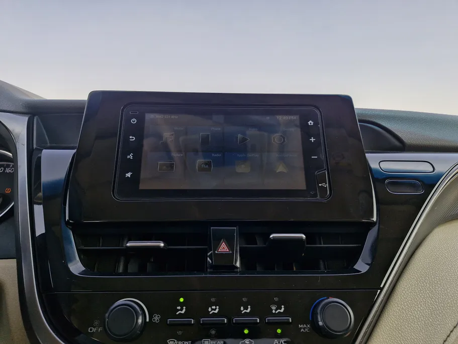 تويوتا كامري LE 2024 