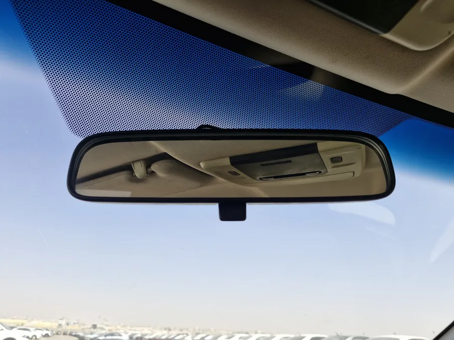 تويوتا كامري LE 2024 