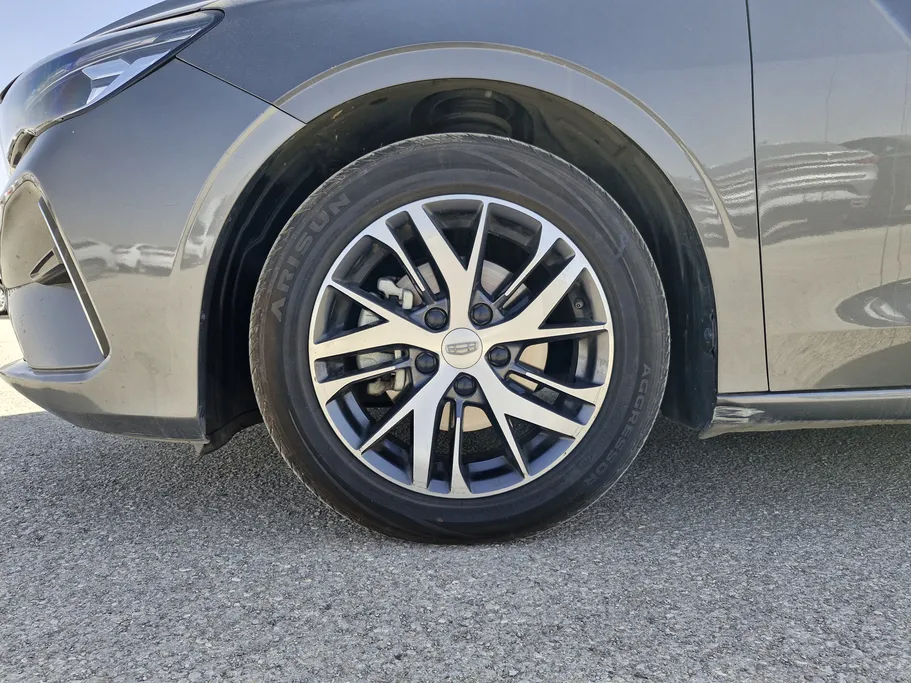 جيلي امجراند GS 2024 