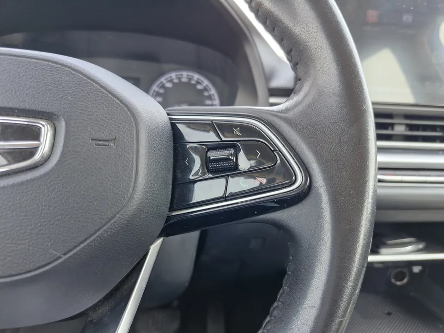 جيلي امجراند GS 2024 