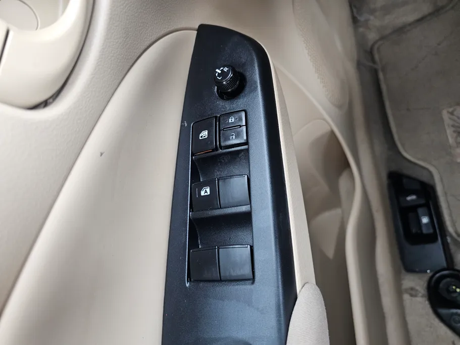 2020 Toyota Yaris  Y 