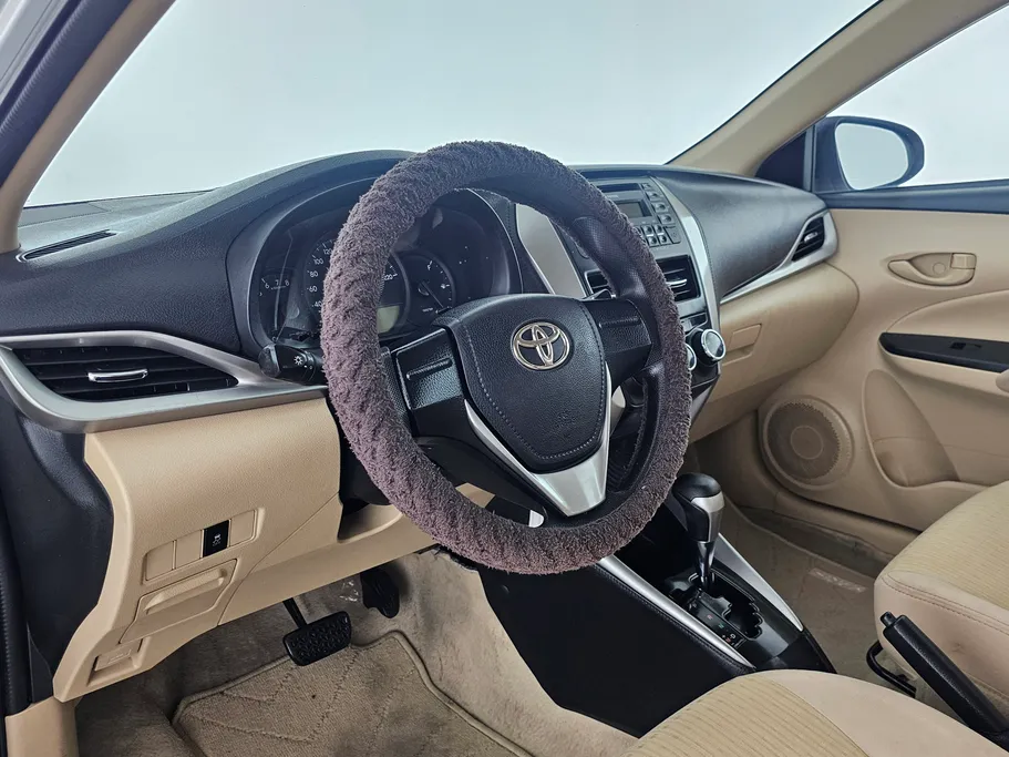 2020 Toyota Yaris  Y 