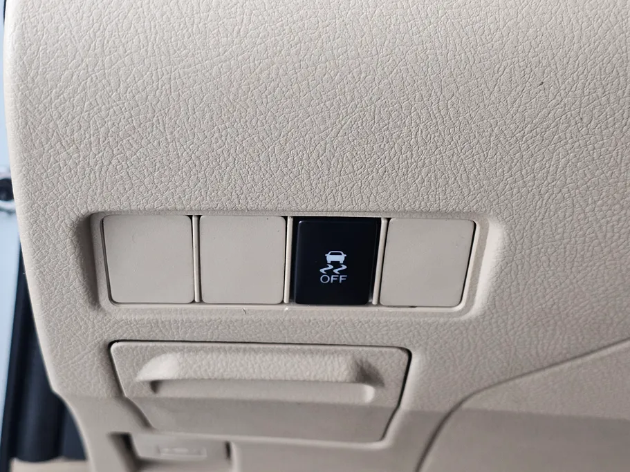 2020 Toyota Yaris  Y 