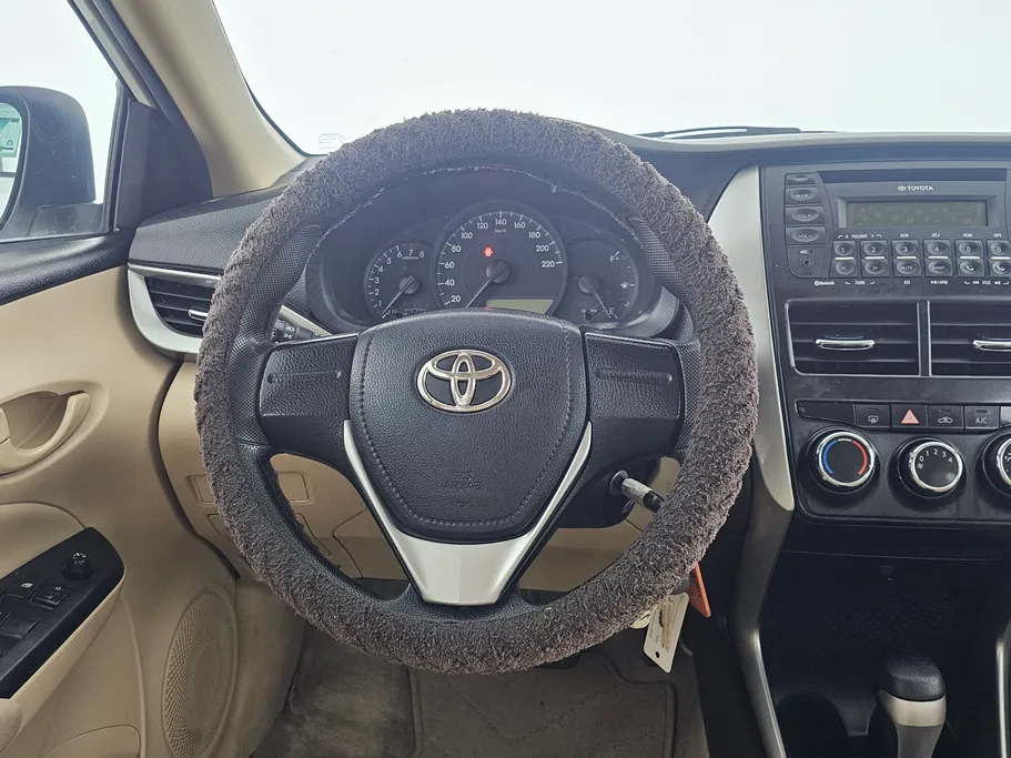 2020 Toyota Yaris  Y 