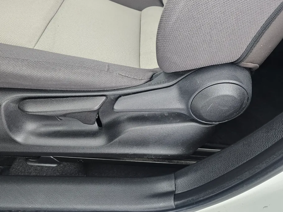 2024 Toyota Corolla XLI 