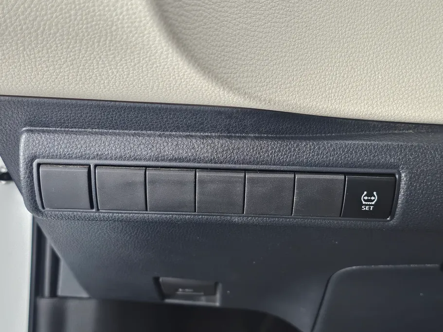 2024 Toyota Corolla XLI 