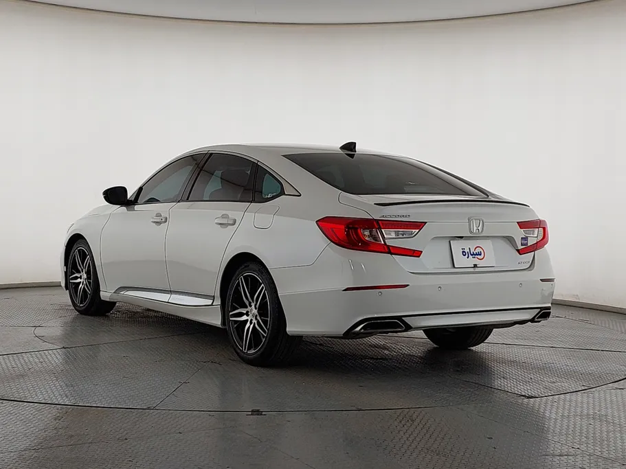 هوندا اكورد LX Sport 2022 