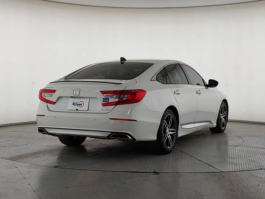 هوندا اكورد LX Sport 2022 