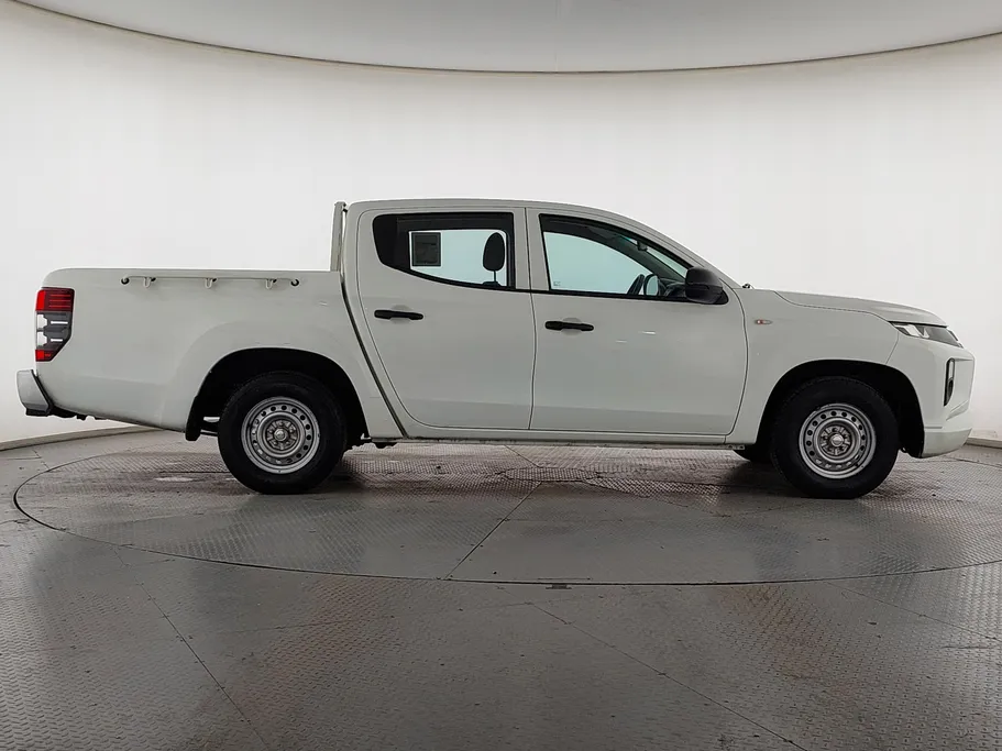 ميتسوبيشي L200 DC 4x2 Diesel 2021 