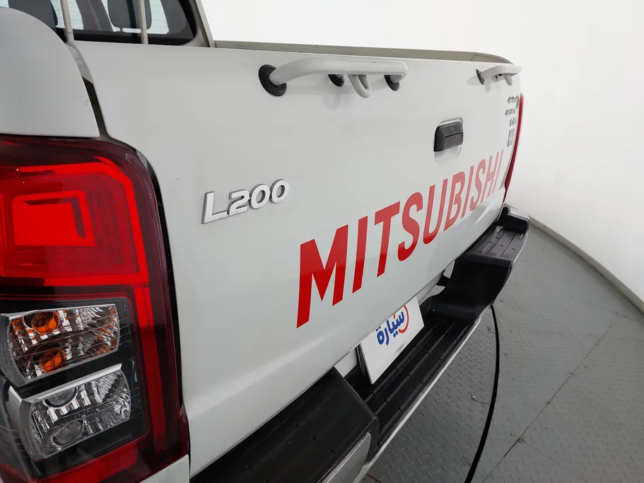 ميتسوبيشي L200 DC 4x2 Diesel 2021 