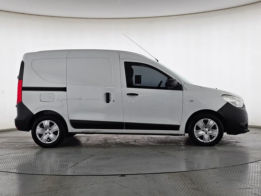 رينو دوكر Van بضاعة 2021 